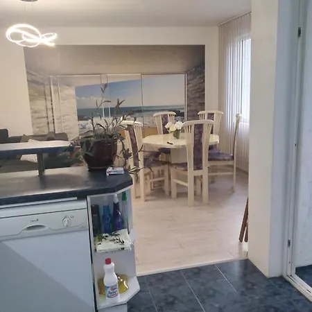 Apartman Spacious And Luxury 2 Bedroom Free Parking